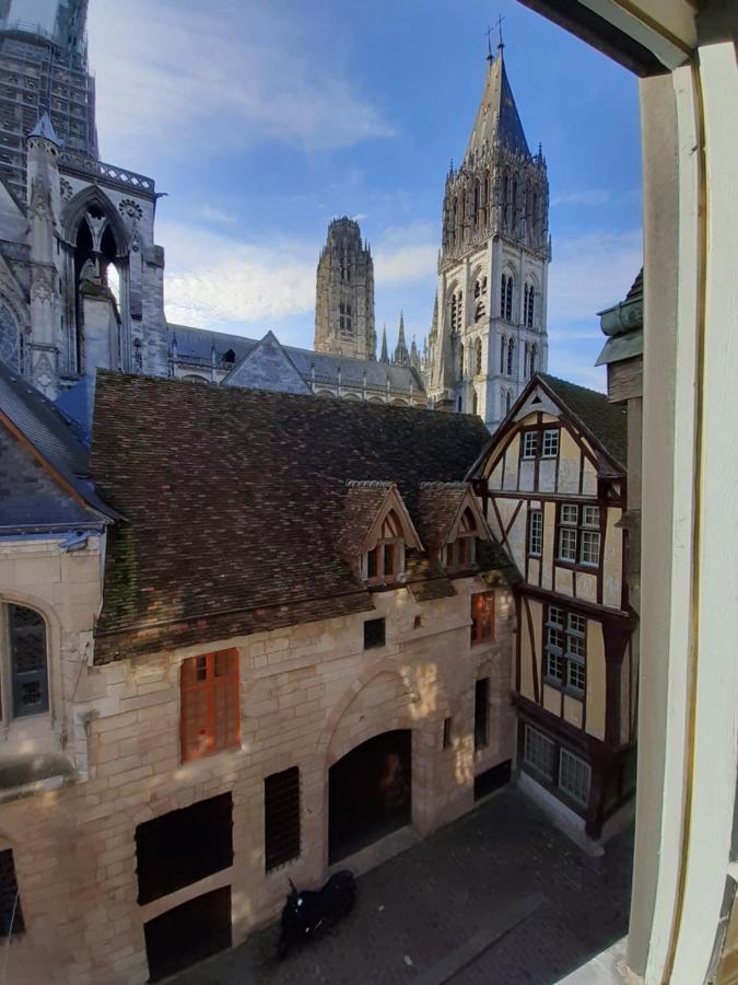 Appartamento F2 de charme au cœur de Rouen, vu unique sur la cathédrale Esterno foto